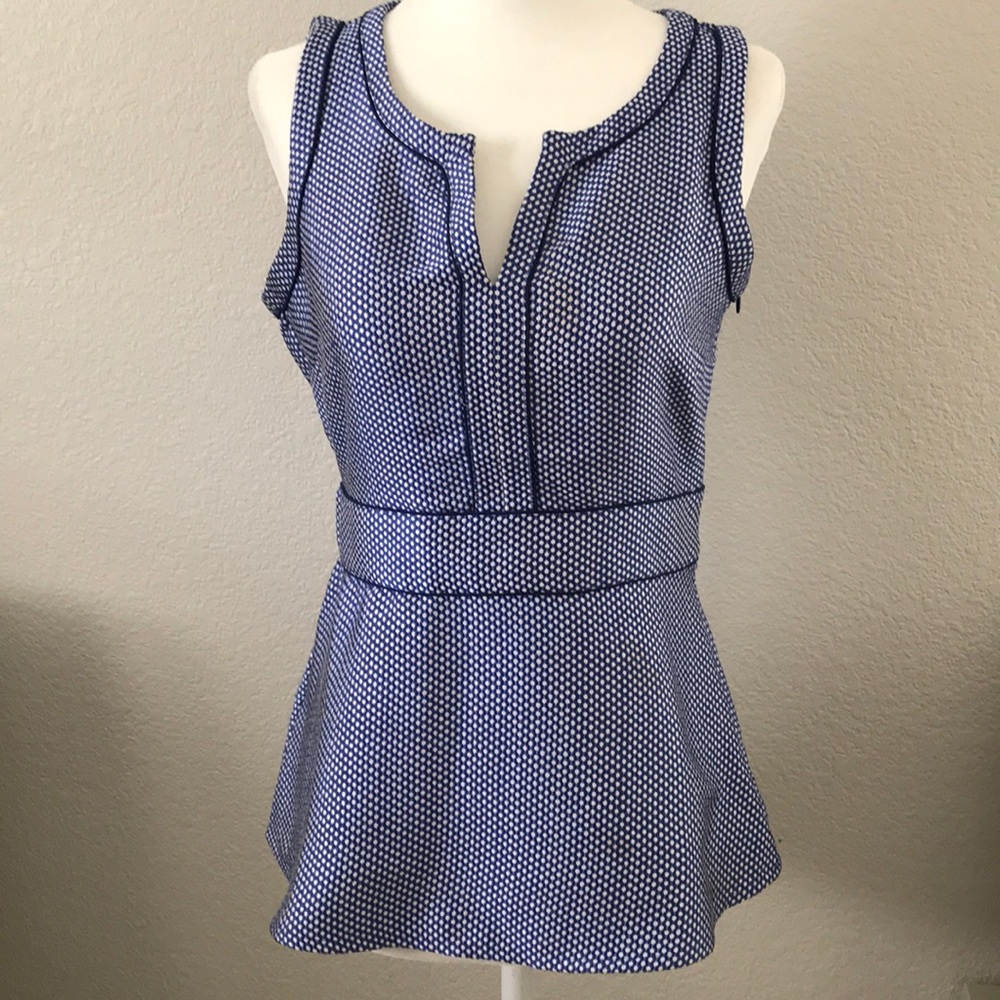 ⭐️3/$30⭐️ Banana Republic Top